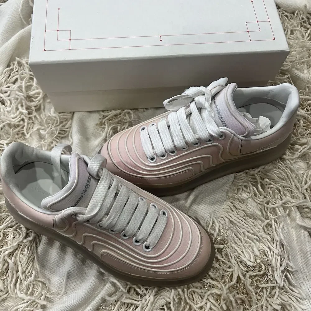 Alexander McQueen Oversized Women’s Sneakers Waves Knit Pink Ombré 38 NEW